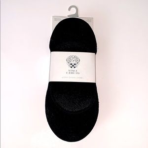 Vince Camuto Black No Show Socks